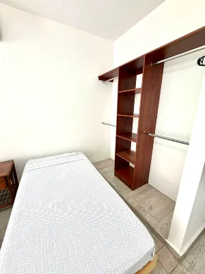 Furnished Studio Apartment with Double-Height Ceilings for Rent | Supermanzana 45 (Kohunlich Ave) — photo 6
