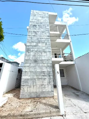Furnished Studio Apartment with Double-Height Ceilings for Rent | Supermanzana 45 (Kohunlich Ave) — photo 1