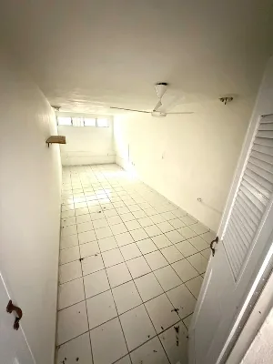 Huge 9-Bedroom Property Ideal for Investment | SM 50 Kinik Ave — photo 6