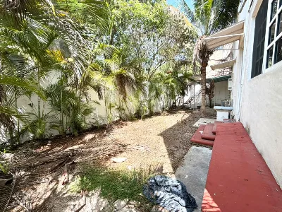 Huge 9-Bedroom Property Ideal for Investment | SM 50 Kinik Ave — photo 7