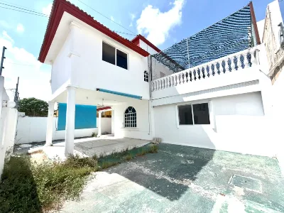 Huge 9-Bedroom Property Ideal for Investment | SM 50 Kinik Ave — photo 2
