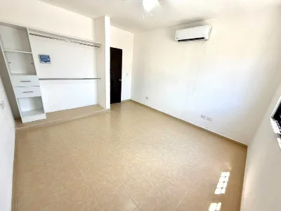 Unfurnished 2-Bedroom Apartment for Rent with All Utilities Included | Las Torres Ave & Ave 135 — photo 6