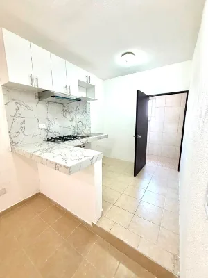 Unfurnished 2-Bedroom Apartment for Rent with All Utilities Included | Las Torres Ave & Ave 135 — photo 2