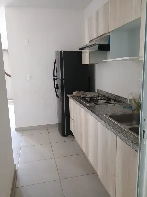 Departamento Semi-Amueblado en Renta de 3 Recámaras | Residencial Izamal (Cancún Poligono Sur) — foto 3