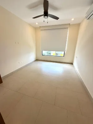 Casa de Lujo de 3 Recámaras con Alberca y Oficinas en Renta | Residencial Aqua (Av. Huayacán) — foto 20