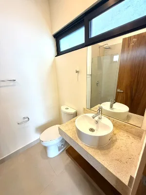 Casa de Lujo de 3 Recámaras con Alberca y Oficinas en Renta | Residencial Aqua (Av. Huayacán) — foto 12