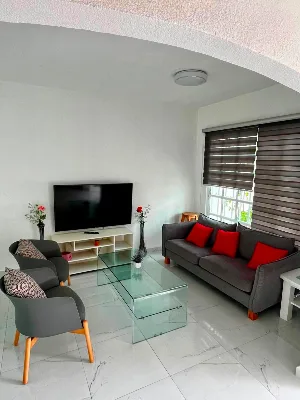 Casa Amueblada de 3 Recámaras en Esquina en Renta | Residencial Porto Bello — foto 4