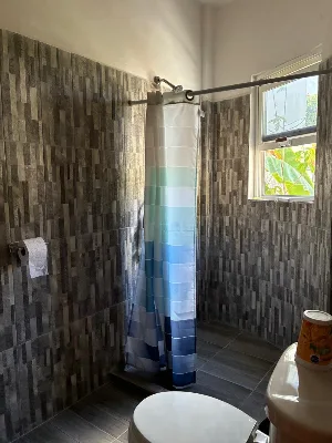Casa de 7 Recámaras Ideal para Hostal o Airbnb en Venta | SM 23 cerca de Av. Tulum — foto 10