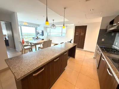 Departamento Amueblado en Renta de 2 Recámaras con Vista al Mar | Malecón Américas (Torre Buenos Aires) — foto 3