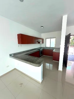 Casa de 3 Recámaras en Renta de 3 Pisos con Alberca Privada | Residencial Arbolada — foto 2