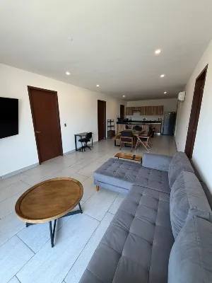 Departamento Amueblado en Renta de 3 Recámaras con Jardín Privado | Areka Towers (Av. Huayacán) — foto 1