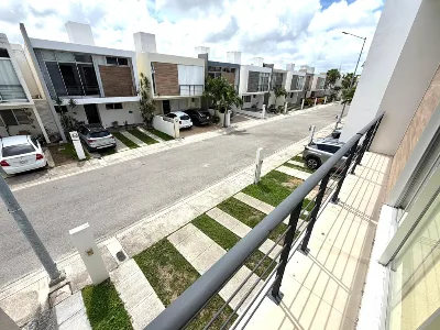 2-Bedroom House with 2 Independent Studio Apartments for Sale | Altus Residencial (Las Torres Ave) — photo 20