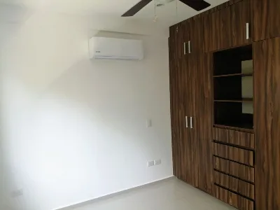 Casa en Renta con Alberca y Paneles Solares en Residencial Arbolada — foto 7