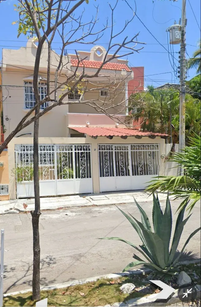 4-Bedroom Centrally Located House for Sale | Supermanzana 50