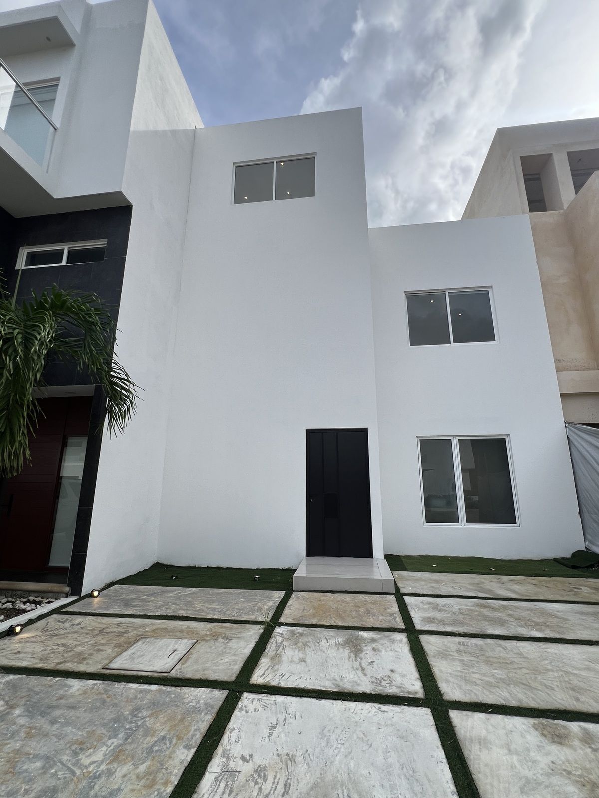 Casa en Renta Sin Muebles con Alberca Privada y Roof Garden | Aqua Residencial, Av. Huayacán