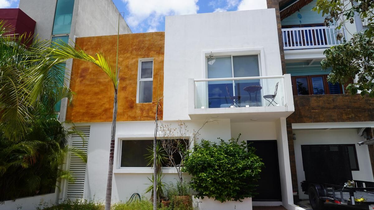 Casa Amueblada en Renta con Oficina e Internet Incluido | Aqua Residencial Fase 1