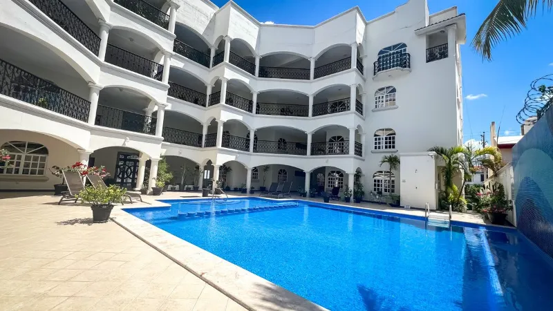Departamento en Venta de 2 Recámaras en Planta Baja | Condominio La Choza (SM 44)