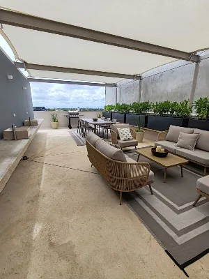 Estudio Amueblado en Renta con Roof Garden y Alberca Infinity | Av. Nader (Cancún Centro) — foto 2