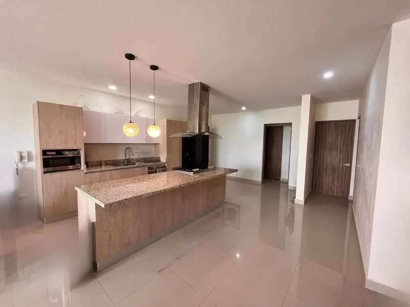 Departamento en Venta de 3 Recámaras con Jardín Privado | Aqua Residencial