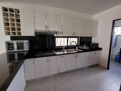 Casa Amueblada en Renta de 3 Recámaras con Alberca en Polígono Sur — foto 6