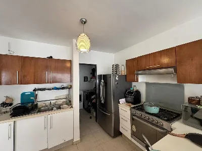 Casa con Espacios Independientes y Oficinas en Venta en Residencial Jade — foto 7