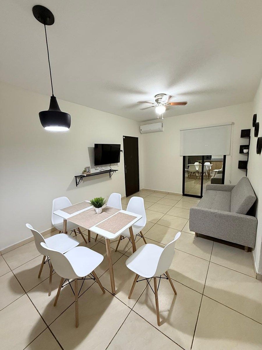 Departamento Amueblado con Cortinas Anticiclónicas en Renta | Residencial Lirios