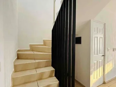 Casa de 2 Plantas con Alberca y Excelentes Amenidades en Jardines del Sur — foto 5