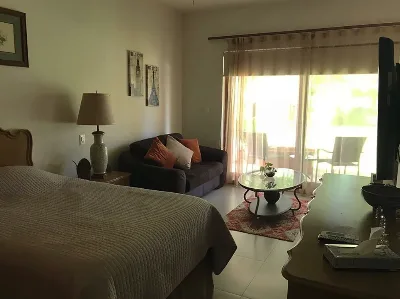 Exclusiva y Hermosa Casa en Renta con Alberca y Paneles Solares en Residencial Villa Magna — foto 16