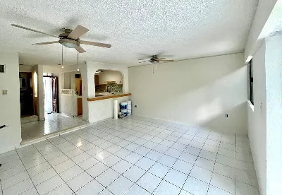 Casa en Venta de 3 Recámaras con Estudio | Supermanzana 45 (Av. del Sol) — foto 11