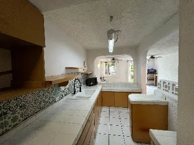 Casa en Venta de 3 Recámaras con Estudio | Supermanzana 45 (Av. del Sol) — foto 4