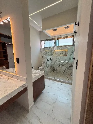 Casa Nueva con Recámara en Planta Baja en Renta en Vía Cumbres — foto 12