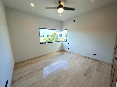 Casa Nueva de Lujo de 4 Recámaras en Venta en Lagos del Sol — foto 4
