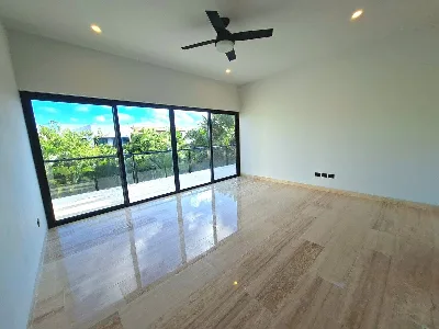 Casa Nueva de Lujo de 4 Recámaras en Venta en Lagos del Sol — foto 2