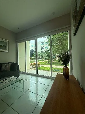 Departamento Amueblado en Renta en Planta Baja en Long Island Springs — foto 2