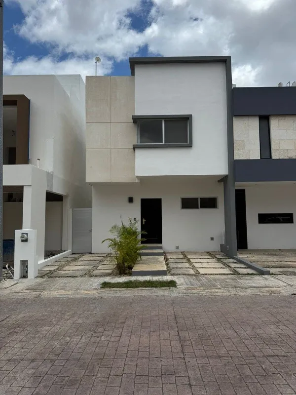 Casa en Venta o Renta en Residencial Arbolada