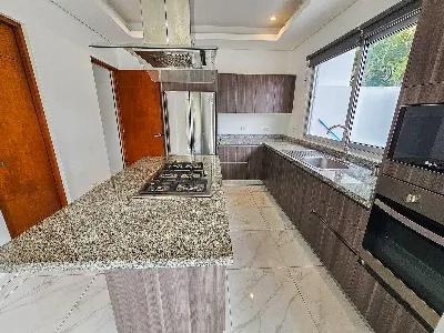 Espectacular Casa en Esquina con Alberca y Roof en Residencial Aqua — foto 6