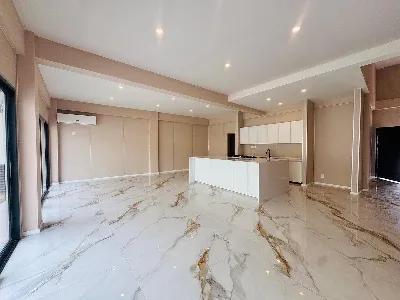 Espectacular Residencia de 5 Recámaras y Estudio en Vía Cumbres Residencial — foto 3