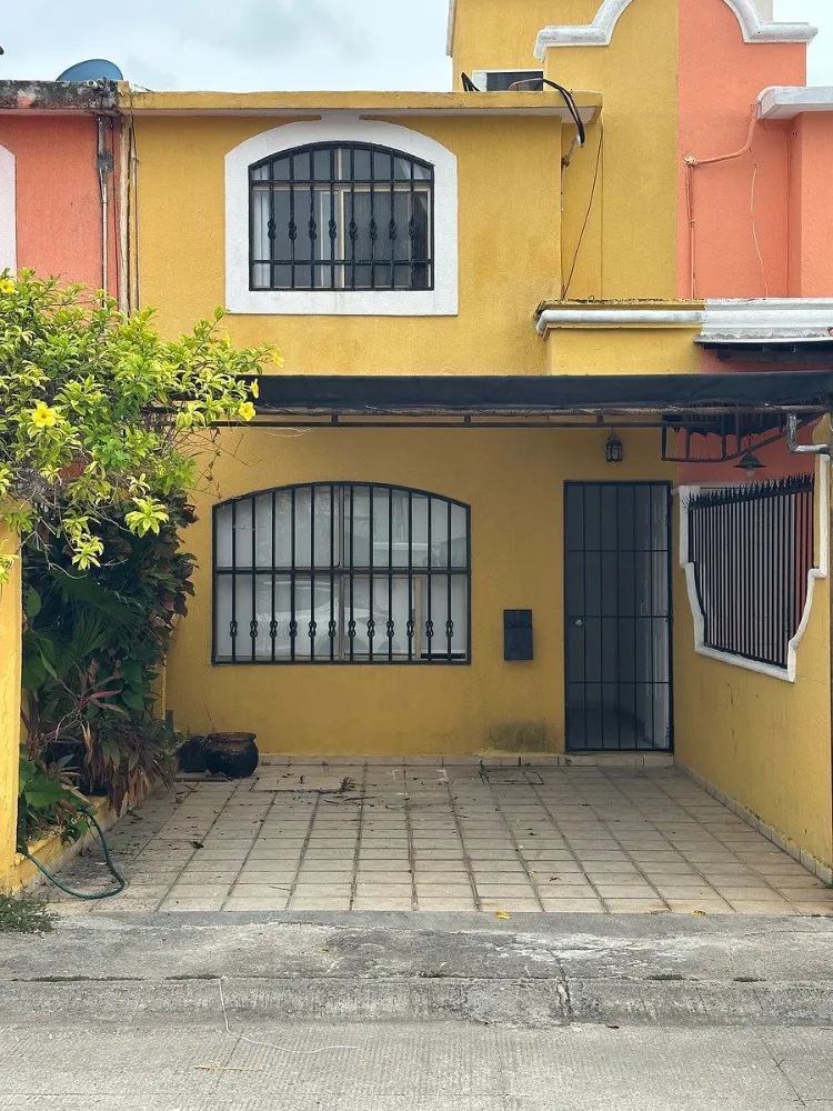 2-Bedroom House for Sale | Porto Alegre Residential