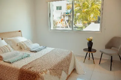 Departamento Amueblado de 2 Recámaras en Renta en Long Island, The Springs — foto 8