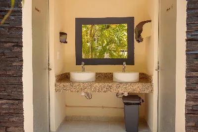 Departamento Amueblado de 2 Recámaras en Renta en Long Island, The Springs — foto 18