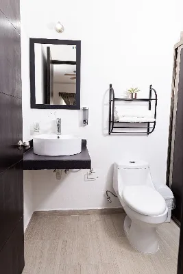 Edificio de 4 Niveles Remodelado y Amueblado en Venta en Gran Santa Fe — foto 16