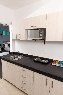 Edificio de 4 Niveles Remodelado y Amueblado en Venta en Gran Santa Fe — foto 6